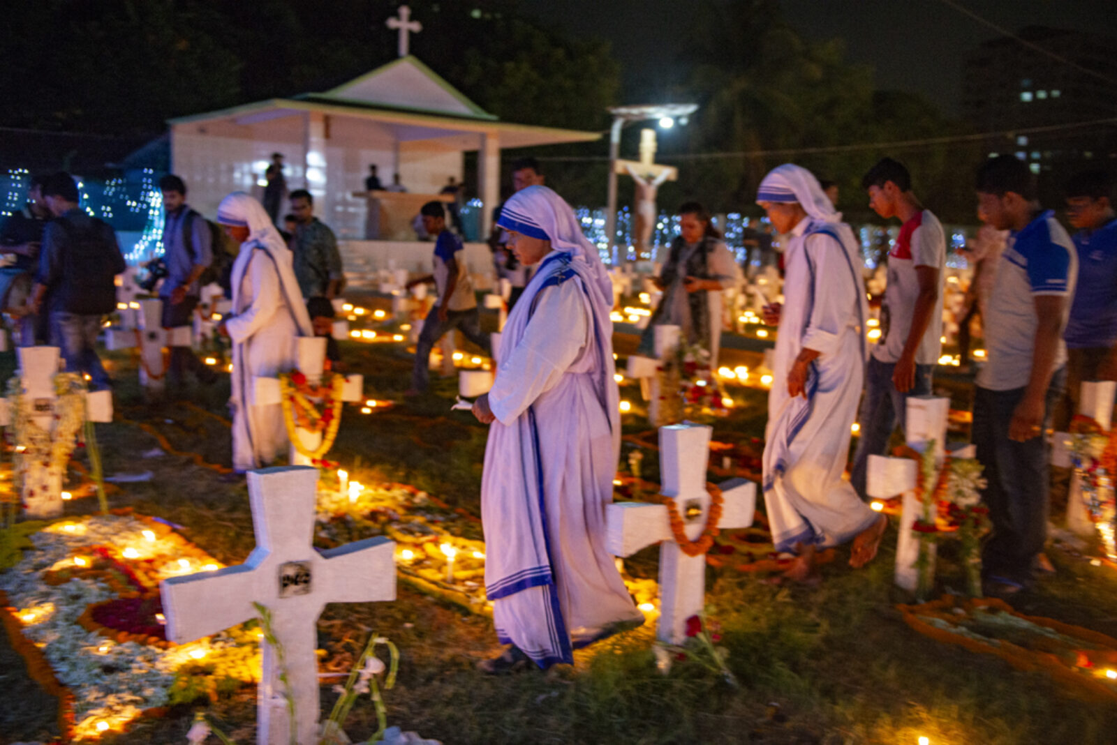 Covering All Souls Day