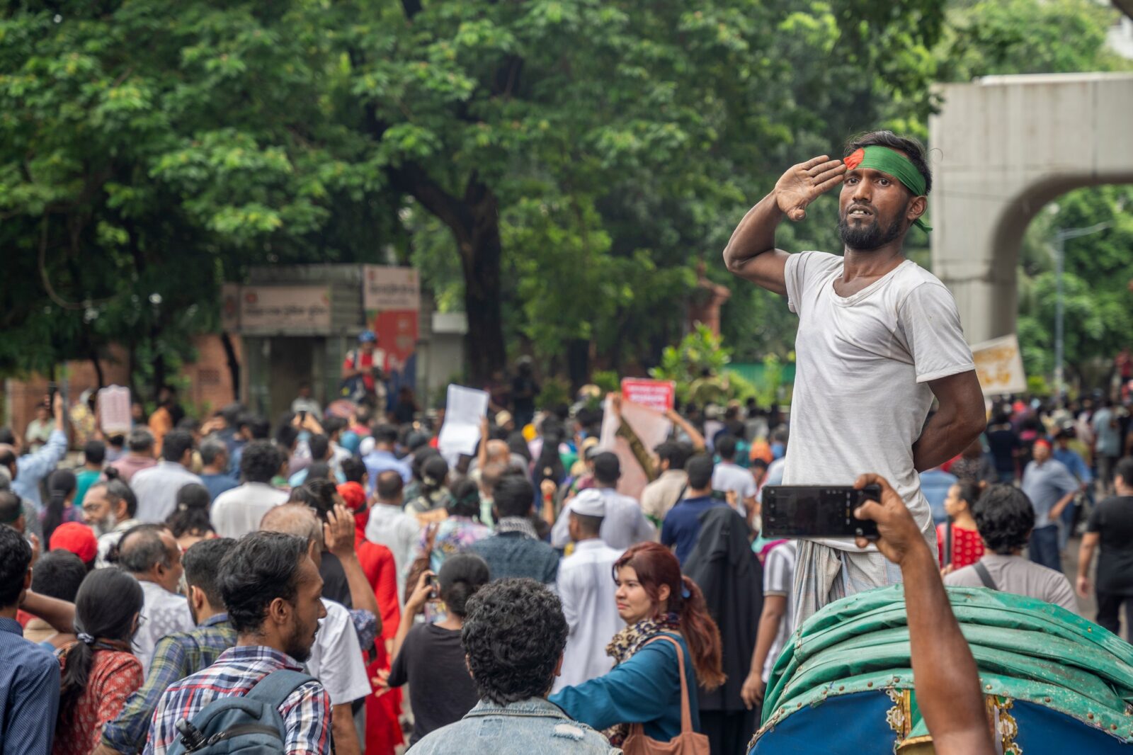 Rickshaw Puller’s Salute